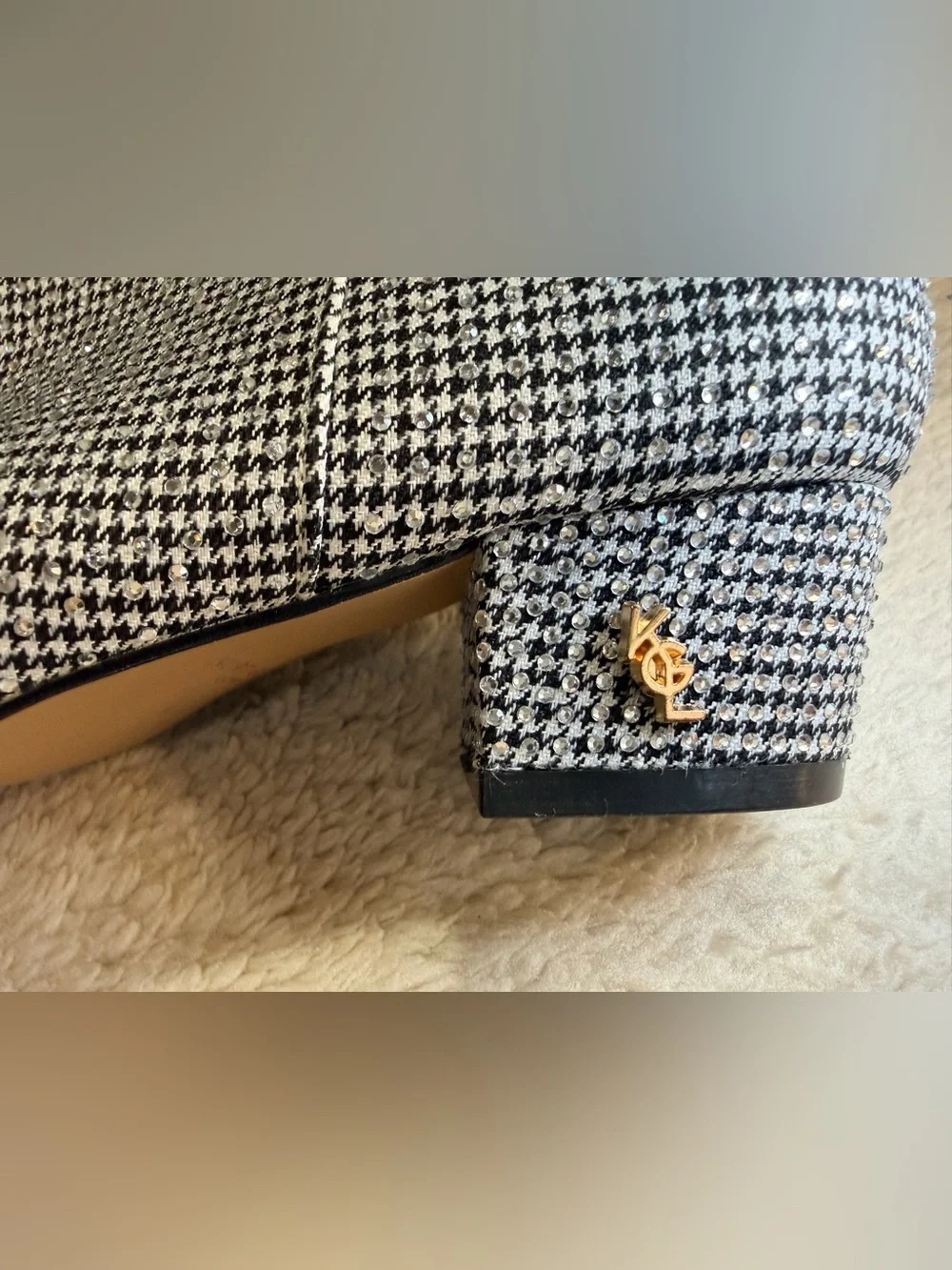 943. NEW  NO BOX Kurt Geiger Gray Tweed Ankle Boots
